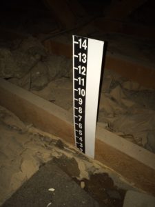 measuring attic insulation